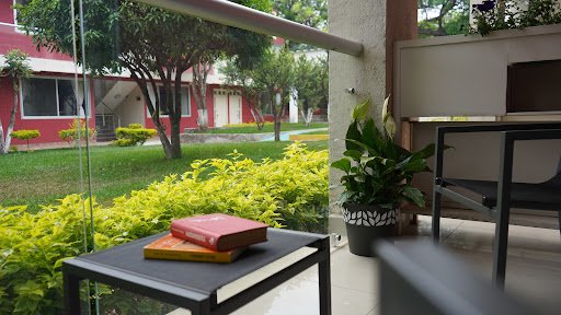 Grand Paradise Living